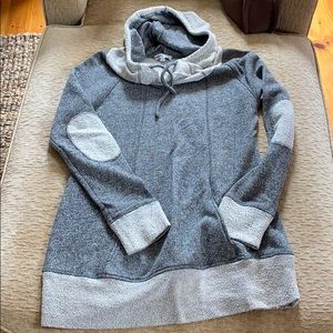 Maternity sweatshirt